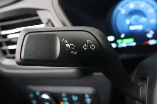 Ford Kuga (2025) thumbnail 36