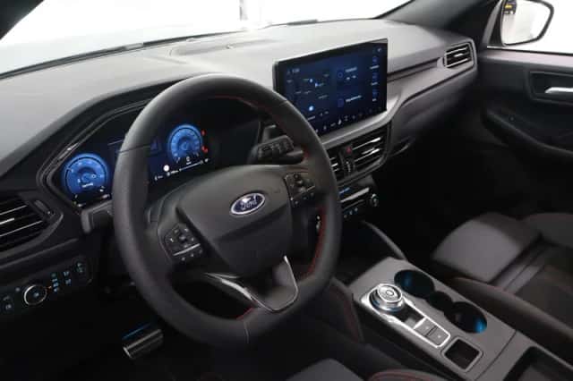 Ford Kuga (2025) thumbnail 7
