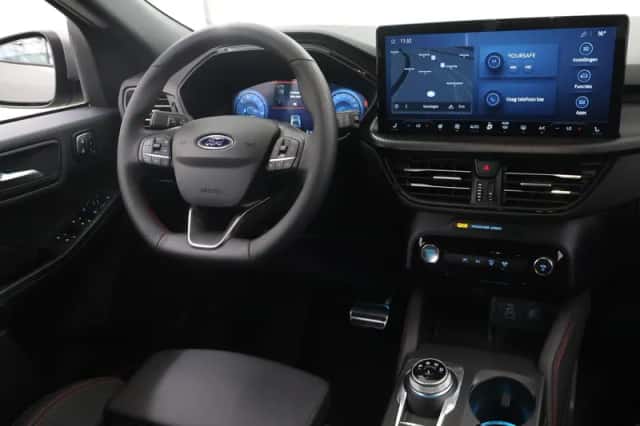 Ford Kuga (2025) thumbnail 9