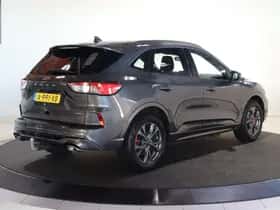 Ford Kuga (2024) thumbnail 2