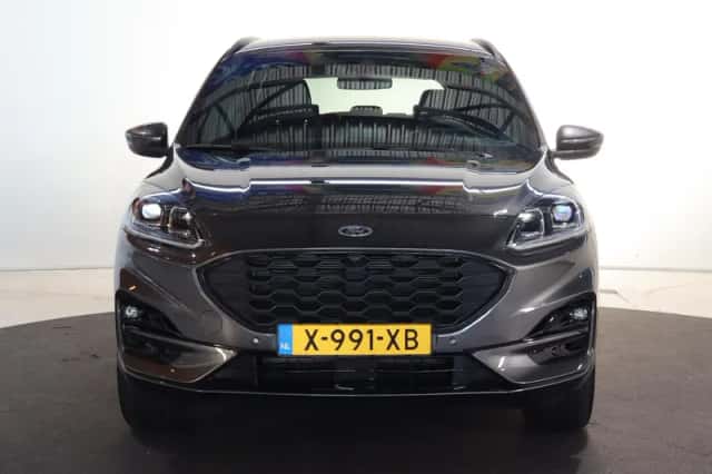 Ford Kuga (2024) thumbnail 3