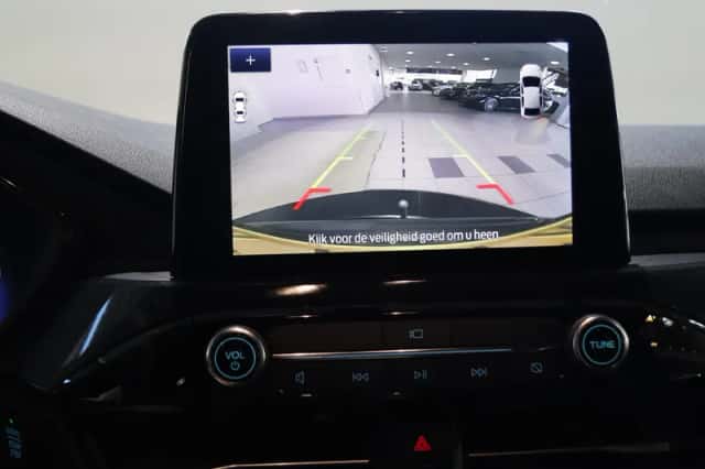 Ford Kuga (2024) thumbnail 26