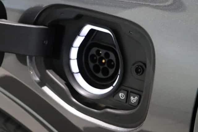 Ford Kuga (2024) thumbnail 31