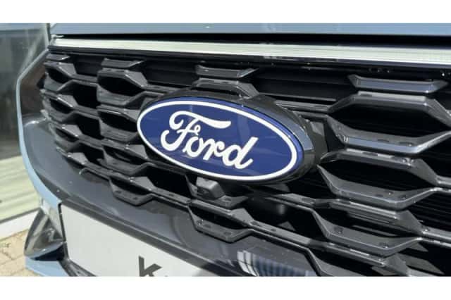 Ford Kuga (2026) thumbnail 3