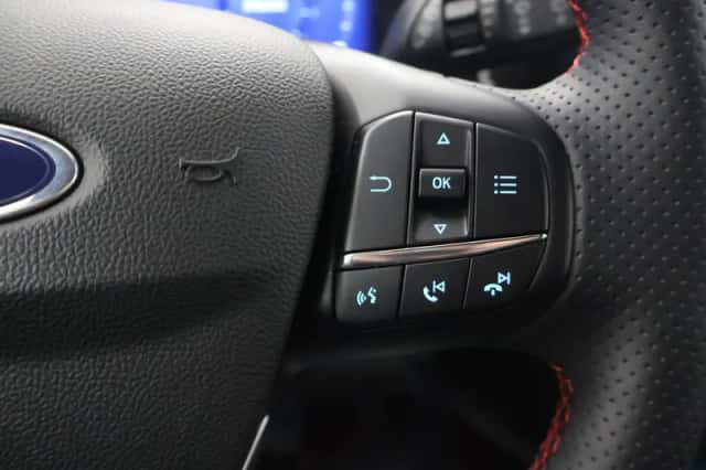 Ford Focus (2023) thumbnail 30