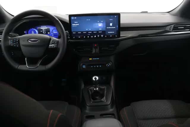 Ford Focus (2023) thumbnail 8