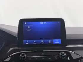 Ford Kuga (2023) thumbnail 23