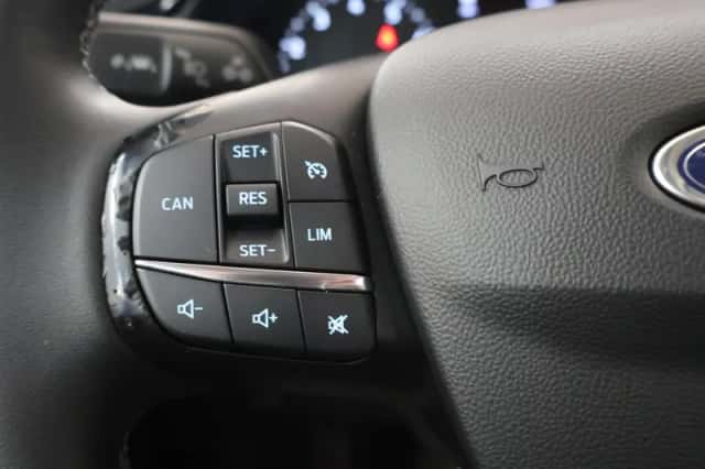 Ford Fiesta (2021) thumbnail 28