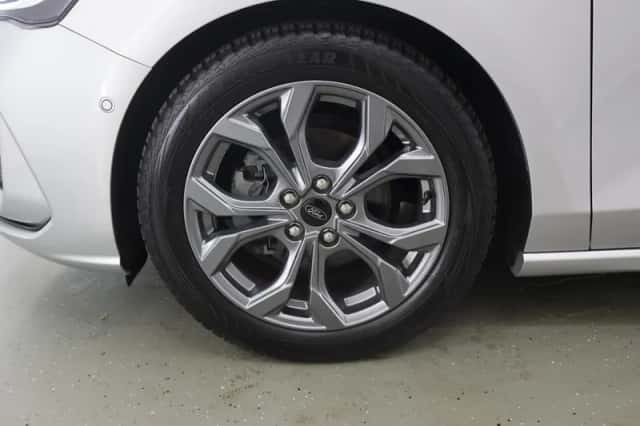Ford Focus (2023) thumbnail 43