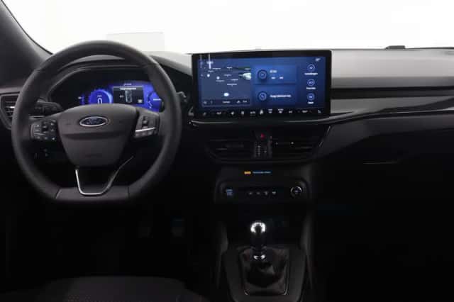 Ford Focus (2023) thumbnail 8
