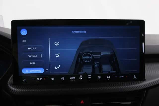 Ford Kuga (2025) thumbnail 25