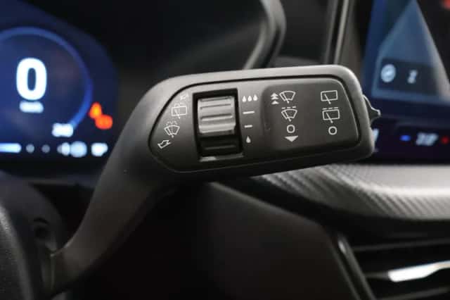 Ford Kuga (2025) thumbnail 33