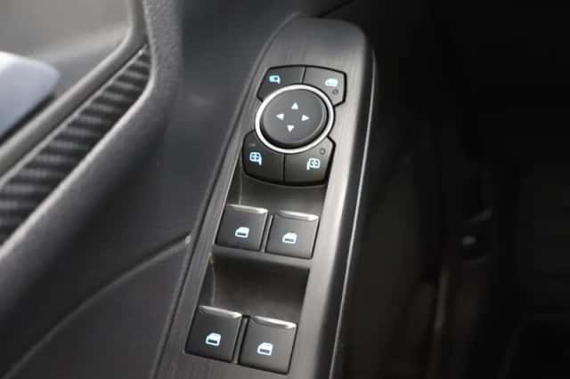 Ford Kuga (2025) thumbnail 38