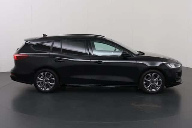 Ford Focus (2024) thumbnail 6