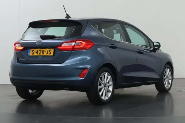 Ford Fiesta (2019) thumbnail 2