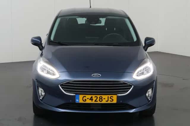 Ford Fiesta (2019) thumbnail 3