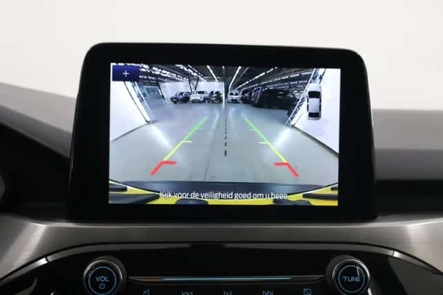 Ford Kuga (2022) thumbnail 14