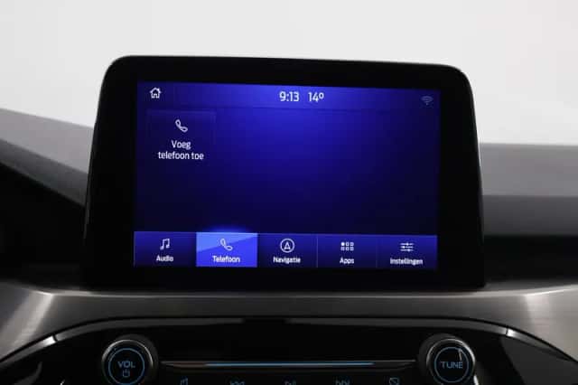 Ford Kuga (2022) thumbnail 16