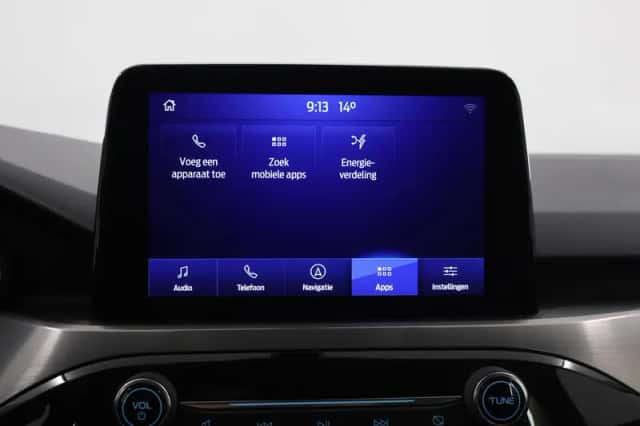 Ford Kuga (2022) thumbnail 17