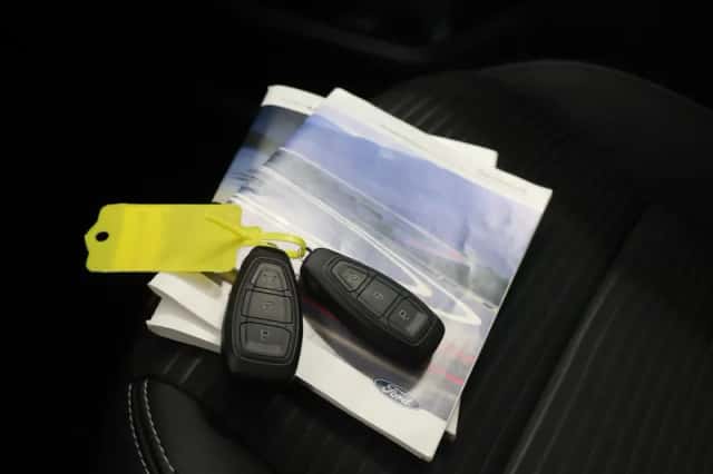 Ford Kuga (2022) thumbnail 28