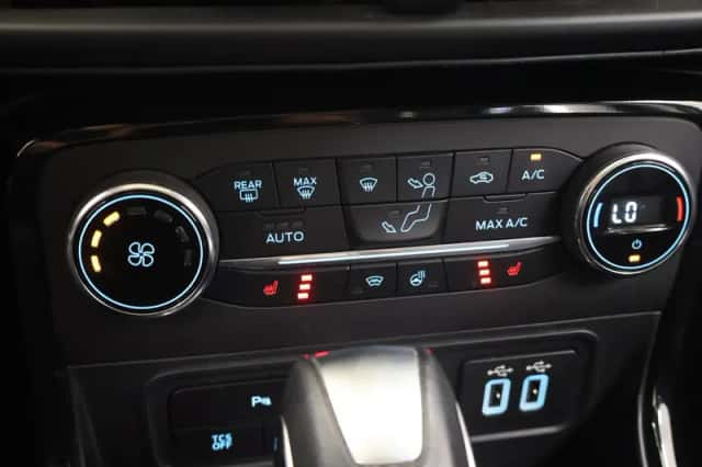 Ford EcoSport (2019) thumbnail 26