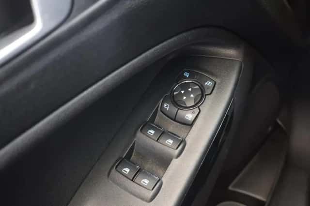 Ford EcoSport (2019) thumbnail 36