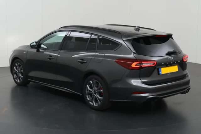 Ford Focus (2025) thumbnail 5
