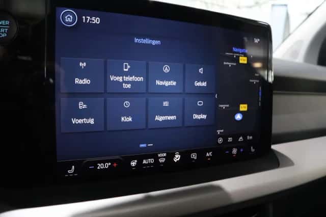 Ford E-Transit Courier (2026) thumbnail 17