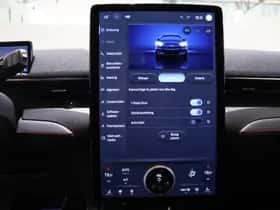 Ford Mustang (2021) thumbnail 21