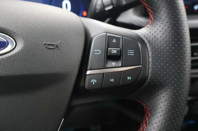 Ford Kuga (2025) thumbnail 31