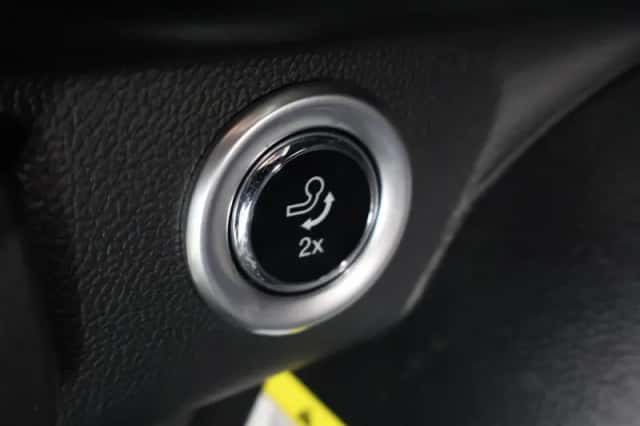 Ford Kuga (2025) thumbnail 40