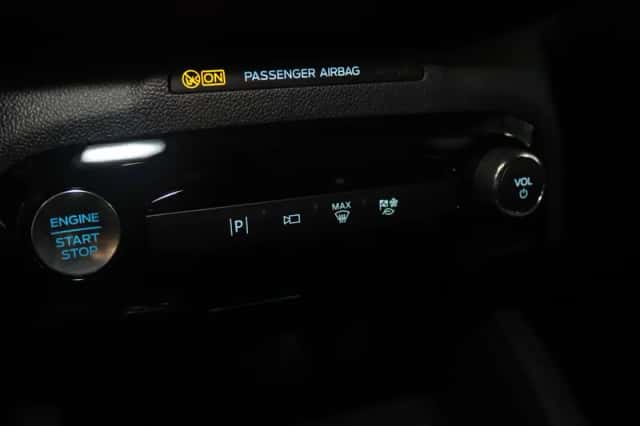 Ford Kuga (2025) thumbnail 26