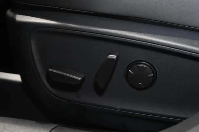 Ford Kuga (2025) thumbnail 31
