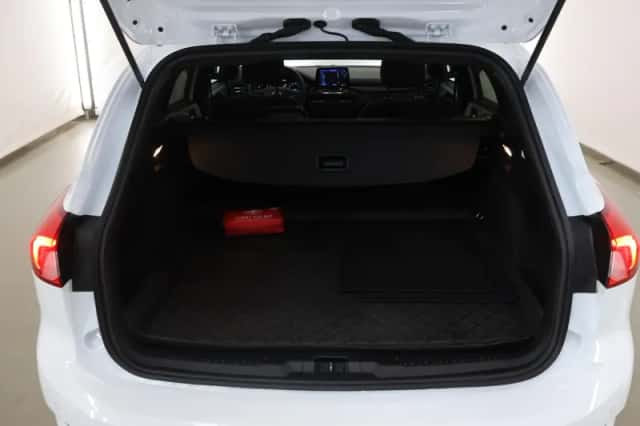Ford Focus (2021) thumbnail 37