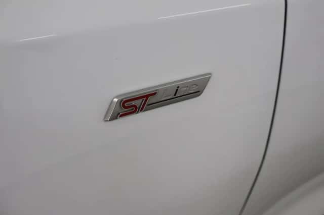 Ford Focus (2021) thumbnail 41