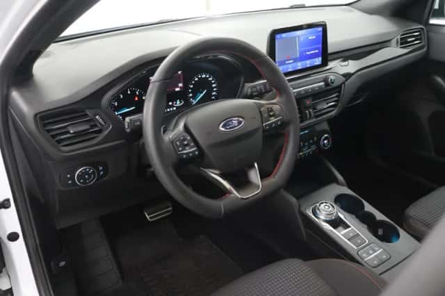Ford Focus (2021) thumbnail 7