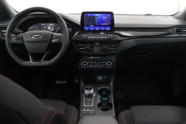 Ford Focus (2021) thumbnail 8