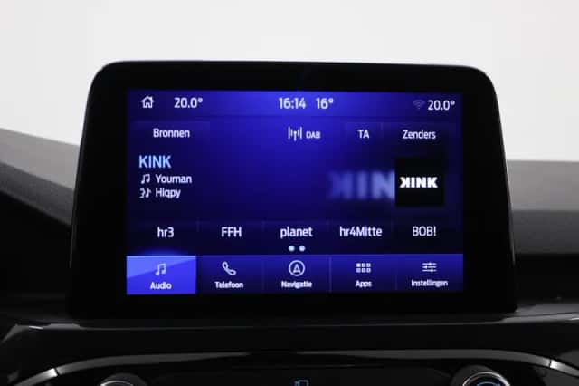 Ford Kuga (2022) thumbnail 15