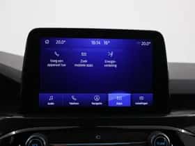 Ford Kuga (2022) thumbnail 17