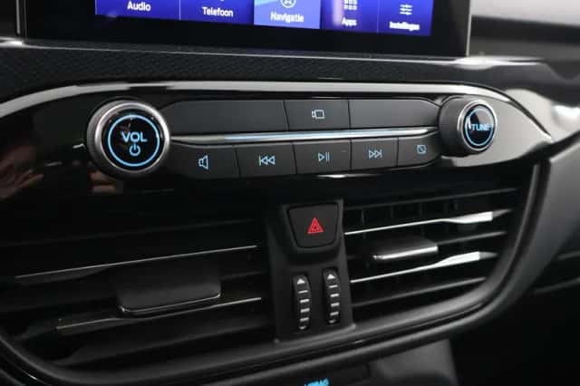 Ford Kuga (2022) thumbnail 21