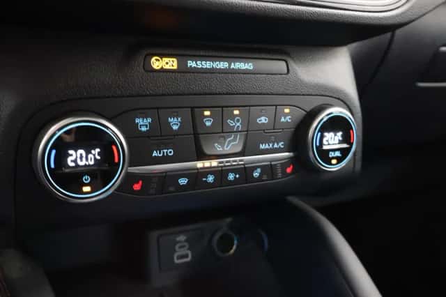 Ford Kuga (2022) thumbnail 24