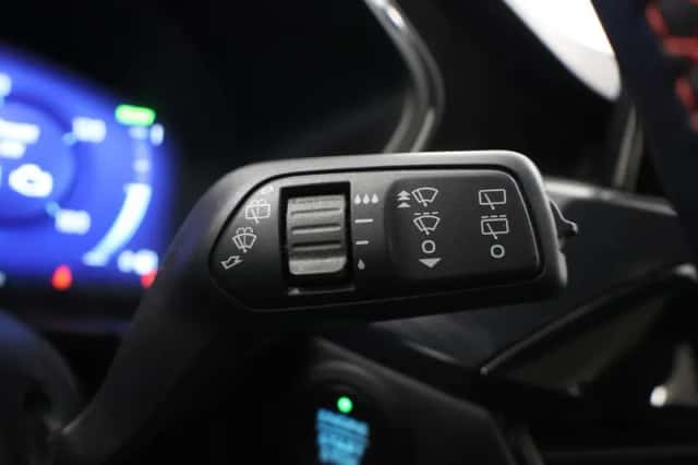 Ford Kuga (2022) thumbnail 32
