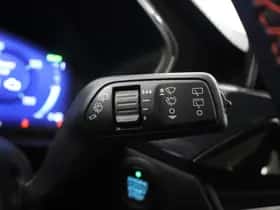 Ford Kuga (2022) thumbnail 32