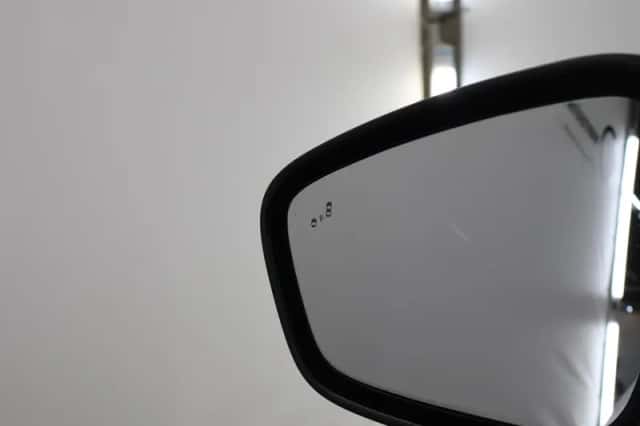 Ford Kuga (2022) thumbnail 39