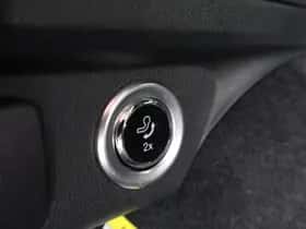 Ford Kuga (2022) thumbnail 41