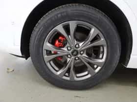 Ford Kuga (2022) thumbnail 47