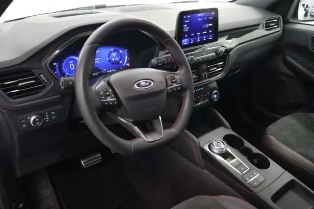 Ford Kuga (2022) thumbnail 7