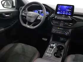 Ford Kuga (2022) thumbnail 9