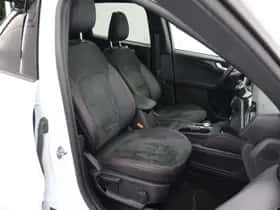 Ford Kuga (2022) thumbnail 10