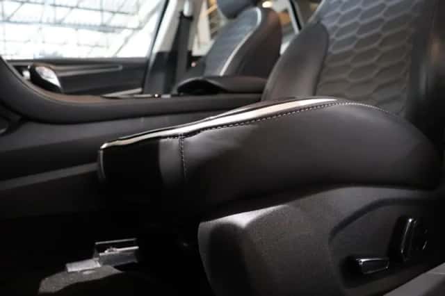Ford Mondeo (2021) thumbnail 15